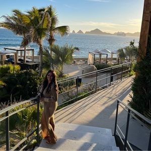 Carli bybel misguided dress GOLD